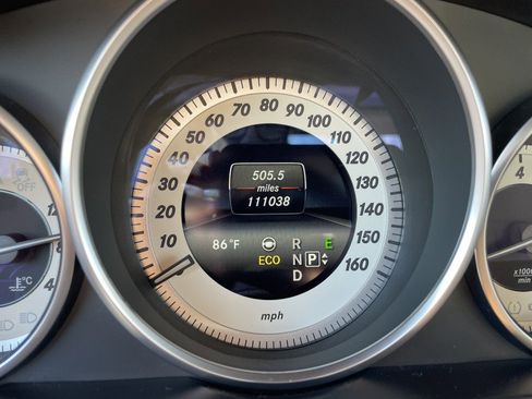 Used 2014 Mercedes-Benz E 550 4MATIC Sedan image 15