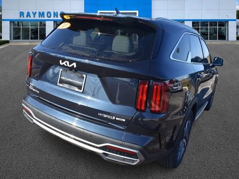 Certified 2024 Kia Sorento SX Prestige image 3