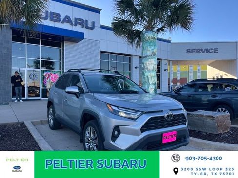 Used 2022 Toyota RAV4 XLE Premium image 1