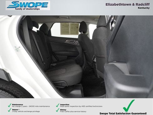 Used 2023 Kia Sportage LX image 9