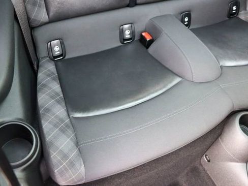 Used 2017 MINI Cooper S image 18