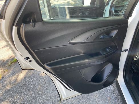 Used 2022 Chevrolet TrailBlazer LS FWD image 18