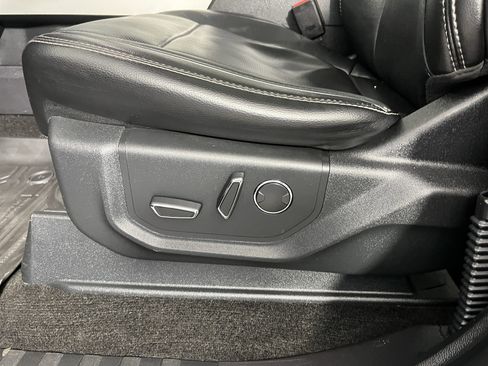 Used 2017 Ford F150 Lariat w/ Equipment Group 502A Luxury image 16