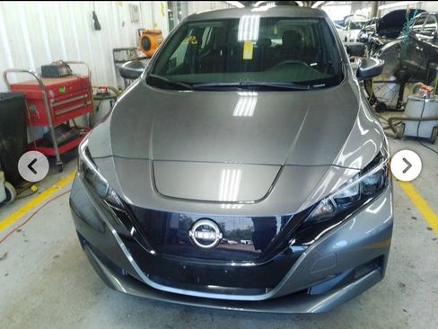 Used 2023 Nissan Leaf S FWD image 3