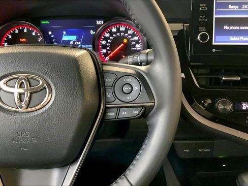 Used 2023 Toyota Camry XSE image 25