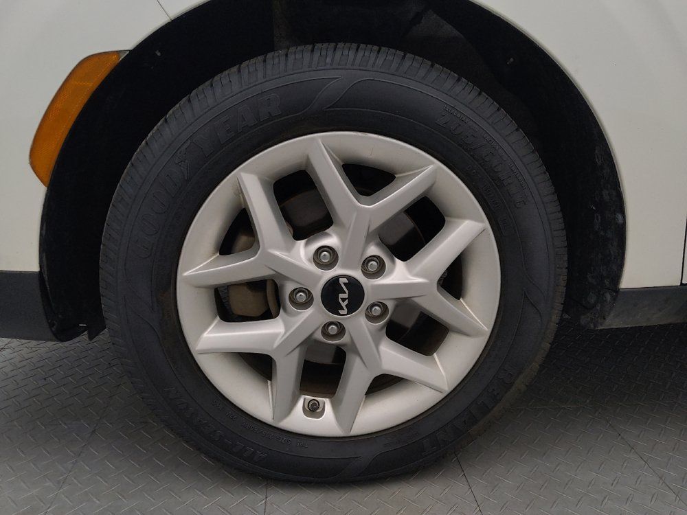 Used 2022 Kia Soul LX w/ Technology Package FWD image 31