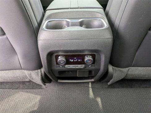 Used 2024 GMC Acadia Denali w/ Super Cruise Package image 18