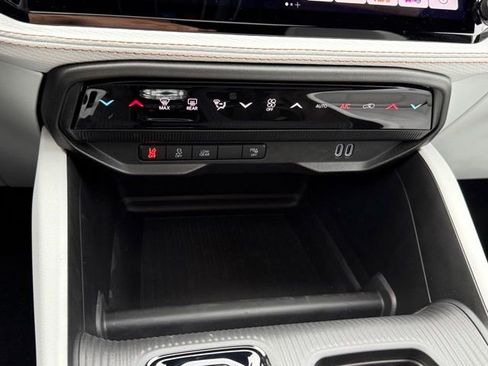 New 2026 Jeep Cherokee Limited image 21