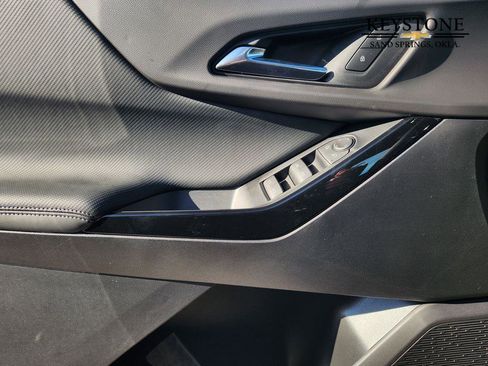 New 2026 Chevrolet Equinox LT image 24