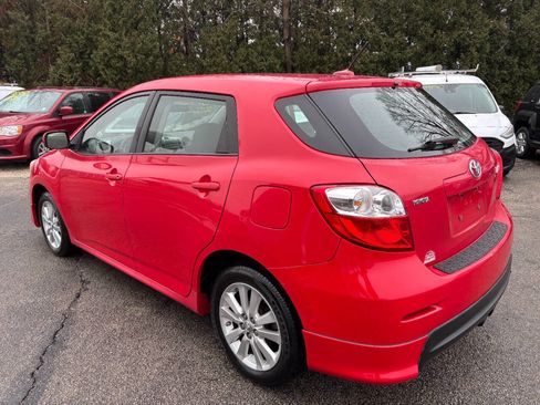 Used 2010 Toyota Matrix FWD image 5