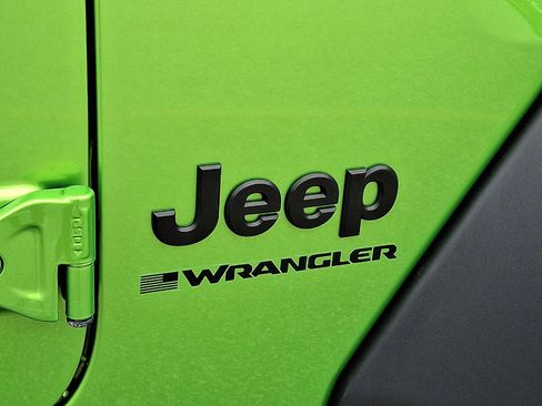 Certified 2025 Jeep Wrangler Sport AWD/4WD image 21