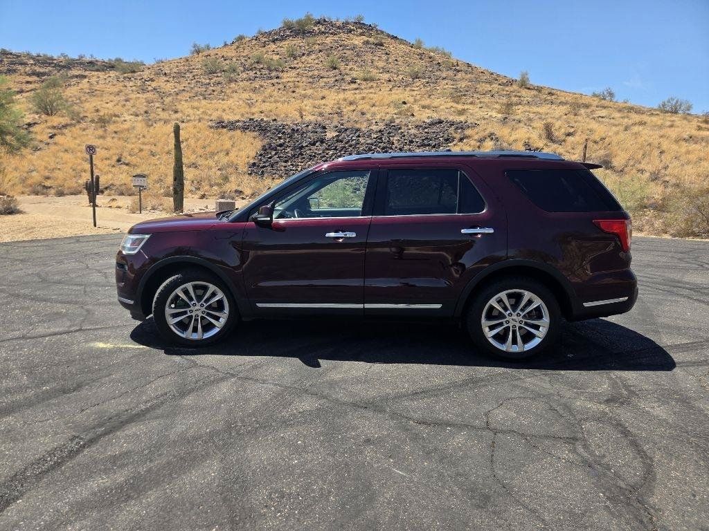 Used 2018 Ford Explorer Limited w/ Equipment Group 301A FWD image 4