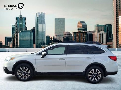 Used 2015 Subaru Outback 3.6R Limited image 2