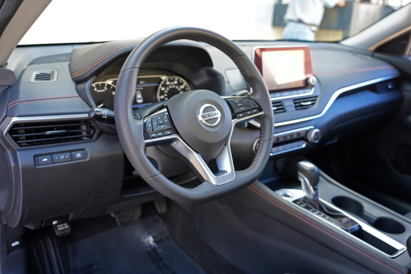 Used 2021 Nissan Altima 2.5 SR w/ SR Premium Package FWD image 13