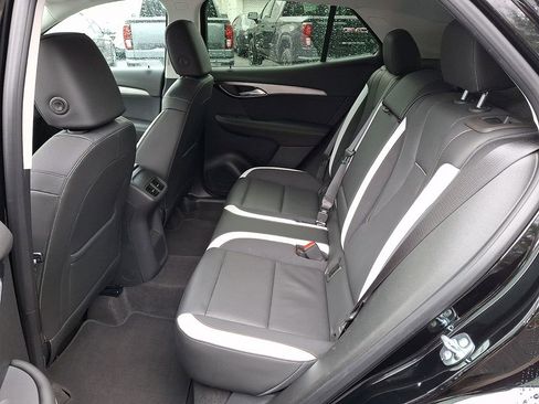 Certified 2025 Buick Envision Sport Touring image 10