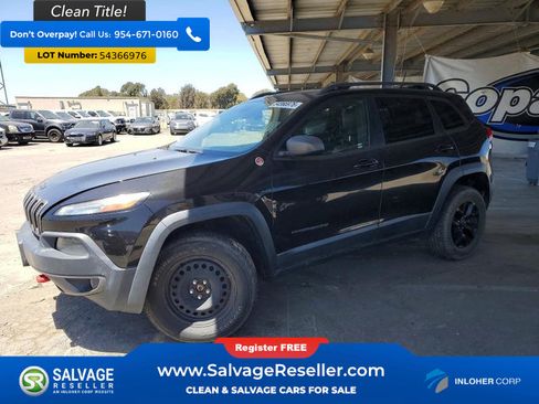 Used 2015 Jeep Cherokee Trailhawk w/ Comfort/Convenience Group AWD/4WD image 1