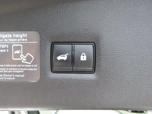Used 2023 INFINITI QX55 Sensory w/ Lighting Package AWD/4WD image 19