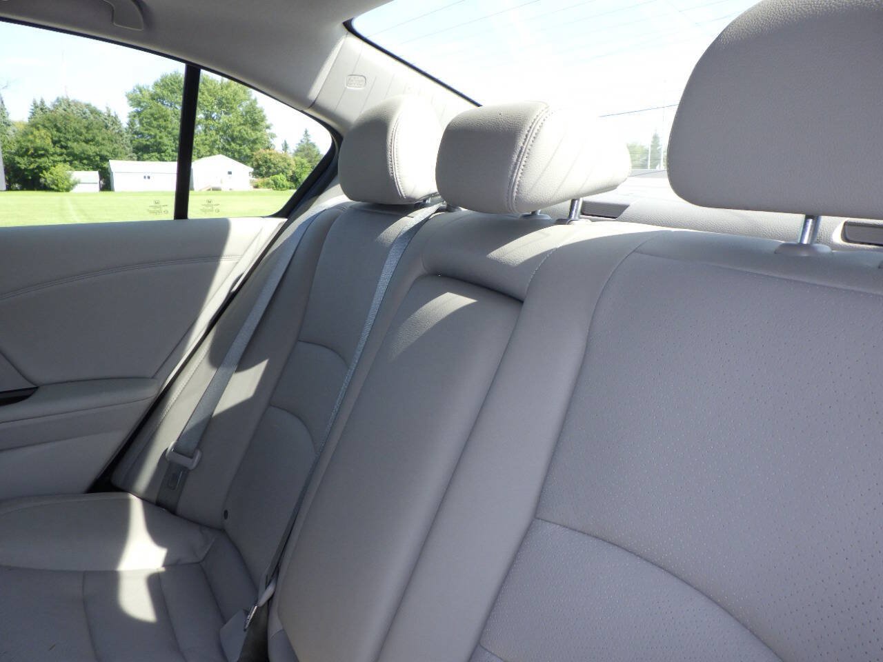 Used 2013 Honda Accord Touring image 14