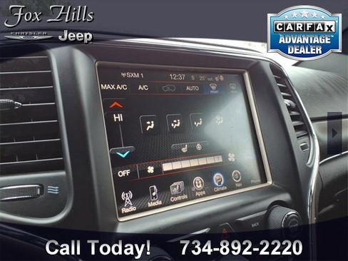 Used 2014 Jeep Grand Cherokee Limited image 21