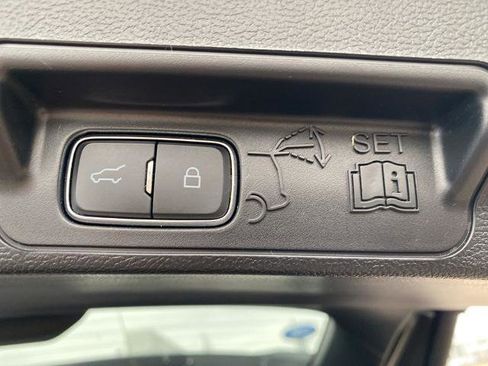 Certified 2023 Ford Explorer ST w/ Technology Package image 11