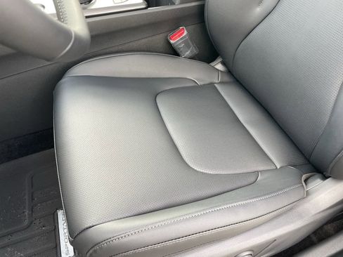 New 2026 Kia Sportage EX image 22