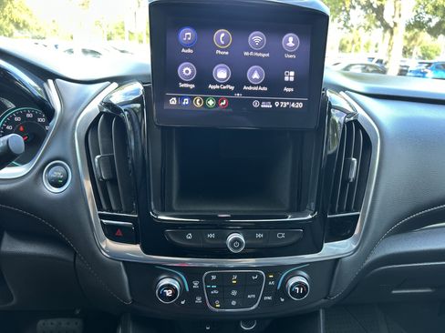 Used 2020 Chevrolet Traverse LT image 29