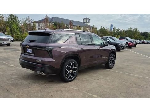 New 2026 Chevrolet Traverse High Country image 8