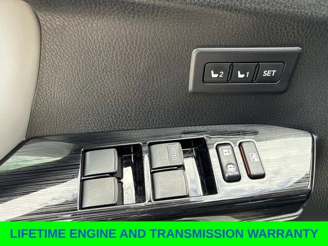 Used 2018 Toyota RAV4 Limited FWD image 20