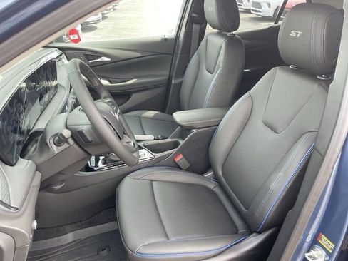 New 2026 Buick Encore GX Sport Touring w/ Advanced Technology Package FWD image 11
