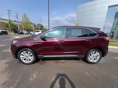 Used 2020 Ford Edge Titanium w/ Equipment Group 301A AWD/4WD image 8