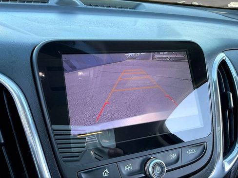 Used 2019 Chevrolet Equinox Premier AWD/4WD image 14