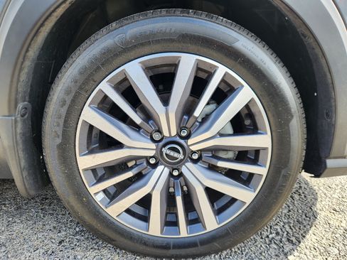 Certified 2024 Nissan Kicks SR w/ Exterior Package FWD image 19