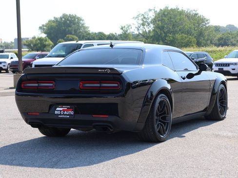 Used 2023 Dodge Challenger SRT Hellcat RWD image 9
