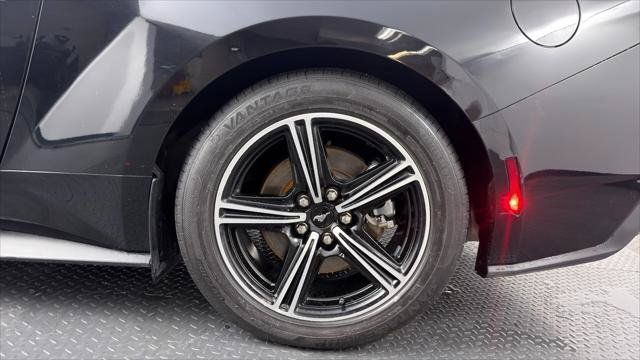 Used 2024 Ford Mustang Premium RWD image 36