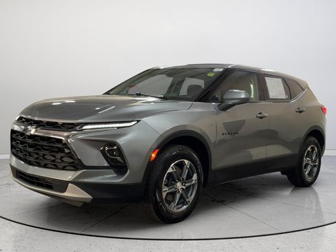 Used 2023 Chevrolet Blazer LT w/ LPO, Floor Liner Package FWD image 5