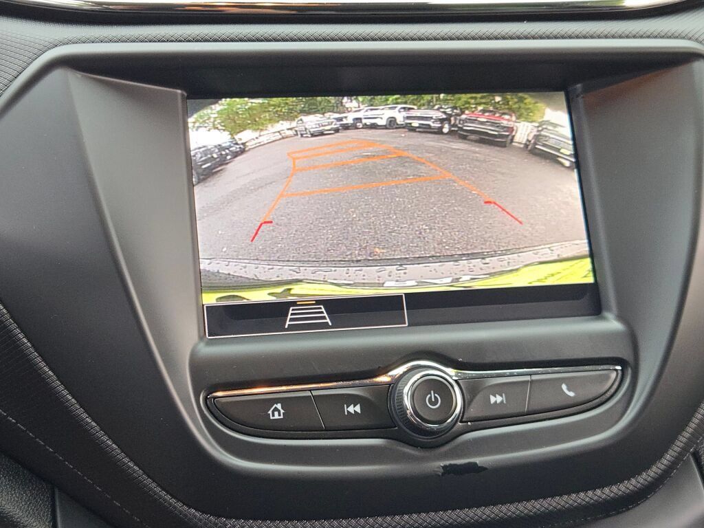 Certified 2023 Chevrolet TrailBlazer LS FWD image 29