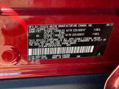 Used 2023 Toyota RAV4 LE AWD/4WD image 31