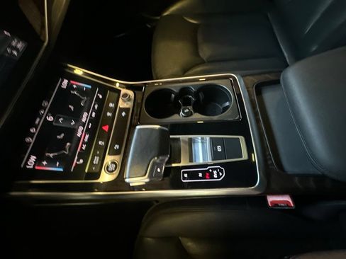 Used 2021 Audi Q7 2.0T Premium Plus AWD/4WD image 23