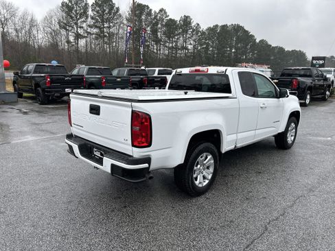 Used 2022 Chevrolet Colorado LT w/ Fleet Safety Package image 5