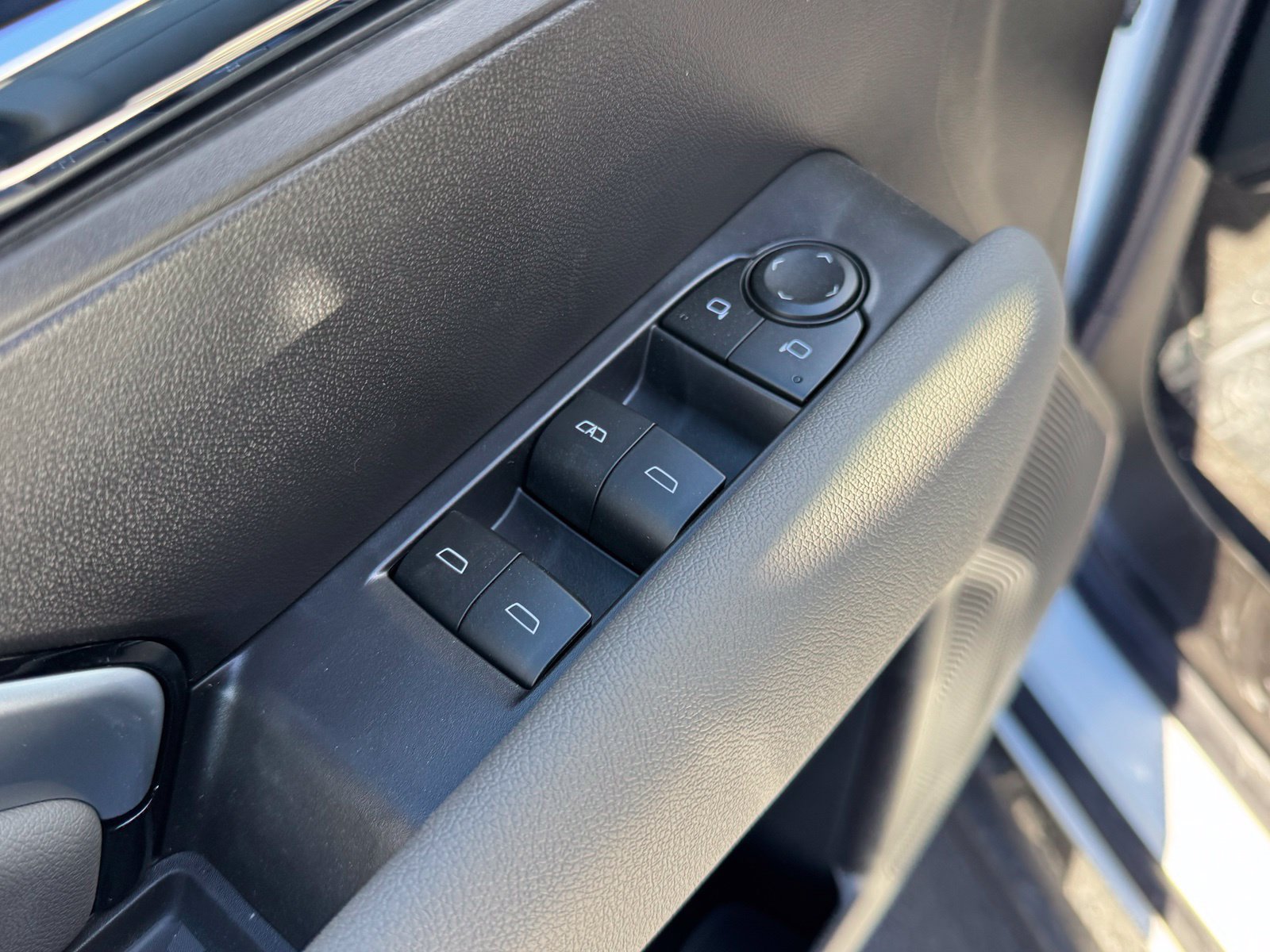 New 2026 Chevrolet Colorado ZR2 AWD/4WD image 13