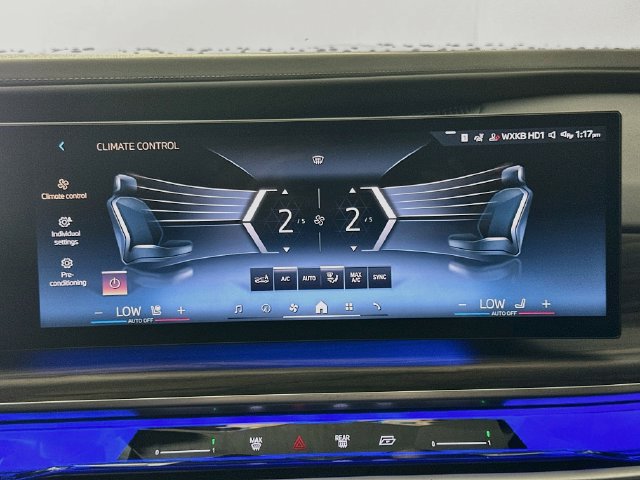 Used 2024 BMW 760i xDrive w/ Executive Package AWD/4WD image 16