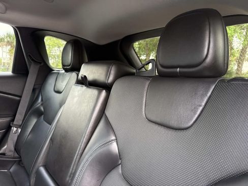 Used 2020 Jeep Cherokee Limited AWD/4WD image 14