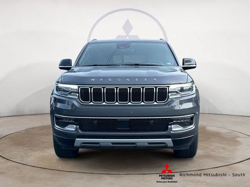 Used 2025 Jeep Wagoneer Series II AWD/4WD image 8