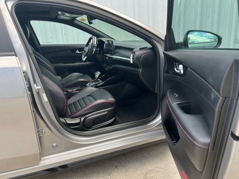 Used 2023 Kia Forte GT w/ GT2 Package FWD image 16