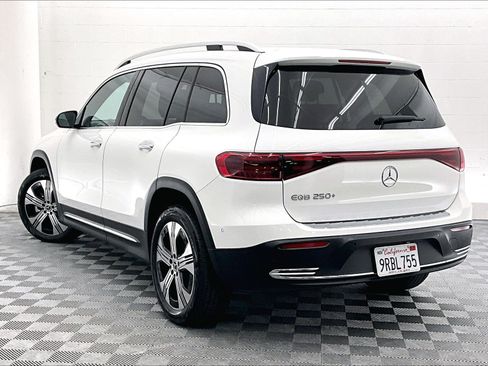 Certified 2024 Mercedes-Benz EQB 250+ image 10