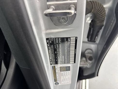 Used 2020 Mercedes-Benz GLE 450 4MATIC image 37