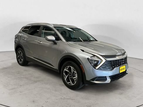 Used 2023 Kia Sportage LX AWD/4WD image 7