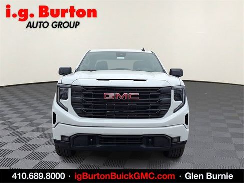 New 2025 GMC Sierra 1500 Elevation image 2