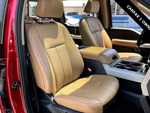 Used 2022 Ford F250 Lariat w/ Lariat Ultimate Package AWD/4WD image 28