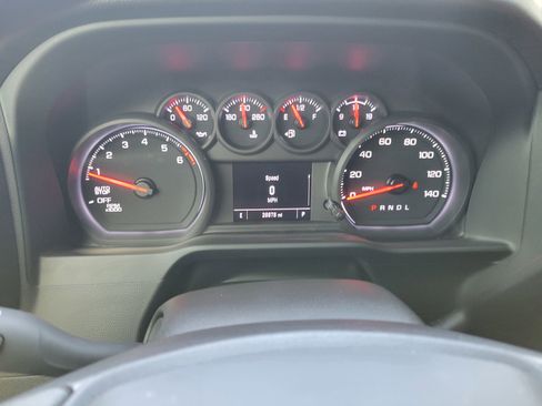 Used 2024 Chevrolet Silverado 1500 Custom w/ Turbomax Blackout Package RWD image 18